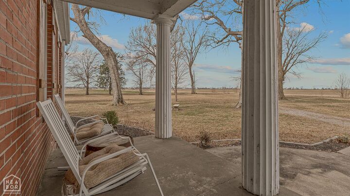 Property Photo:  1691 E County Road 474  AR 72358 