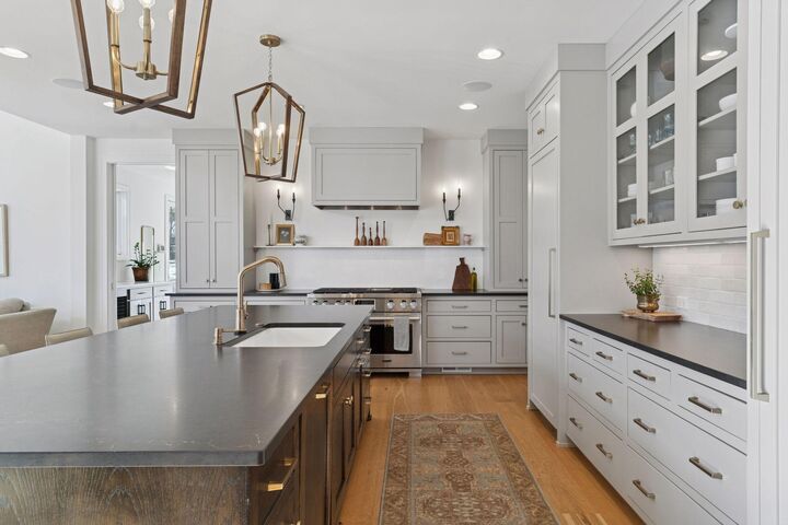 Property Photo:  4813 Woodhill Way  MN 55424 