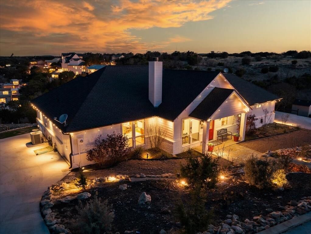 Property Photo: 1002 Cedar Drive TX 76449