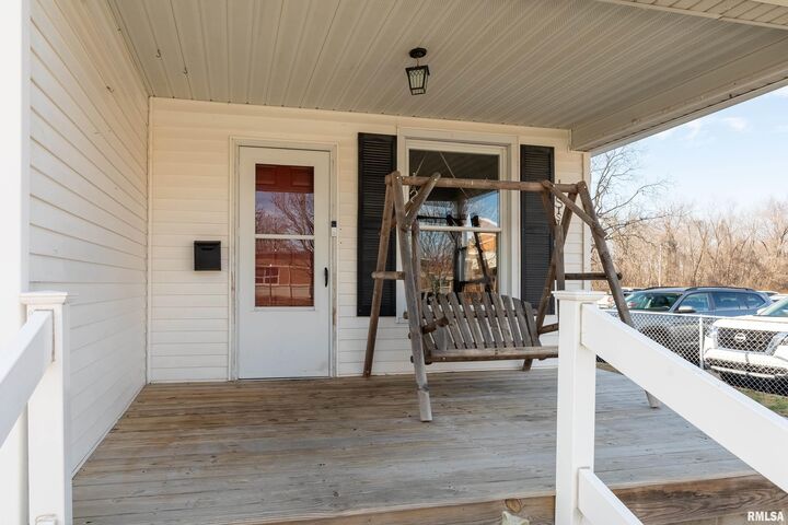 Property Photo:  609 N 18th Street  IL 62948 