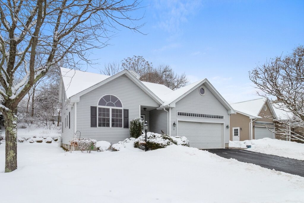 Property Photo:  15 Haven Way 15  MA 01721 