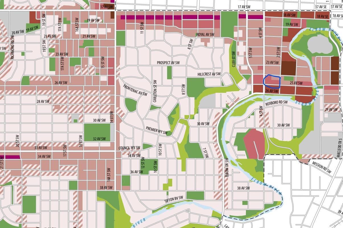 Property Photo:  308 25 Avenue SW  AB T2S 0L4 