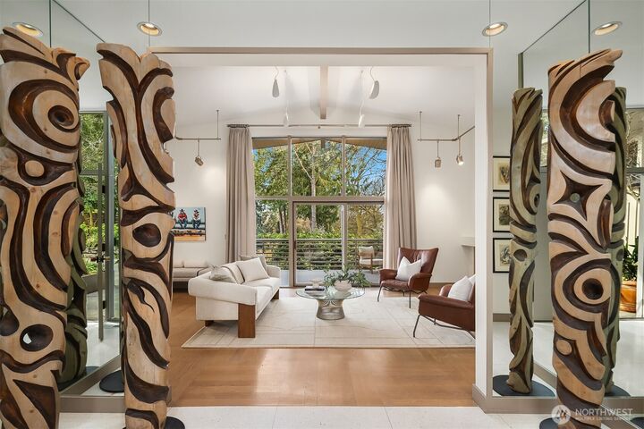 Property Photo:  7640 NE 32nd Street  WA 98039 