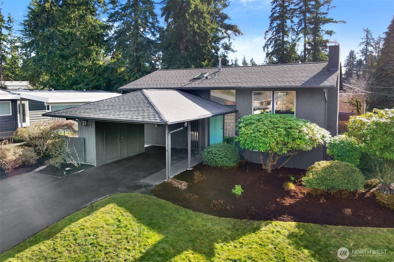 Property Photo:  16505  67th Avenue W  WA 98037 