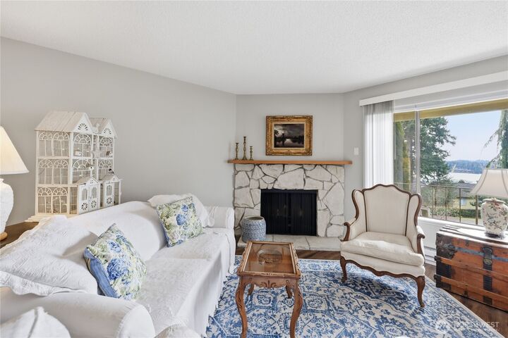 Property Photo:  26425  Pennsylvania Avenue NE 14  WA 98346 