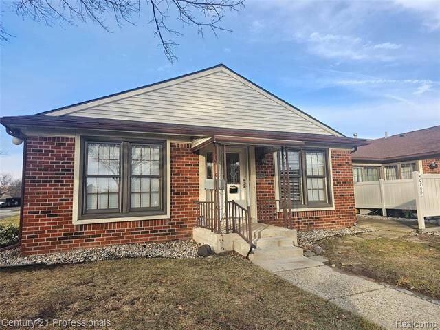 Property Photo: 40705 Newport Drive MI 48170