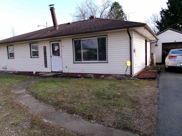 Property Photo:  1901 Western Drive  IN 47374 