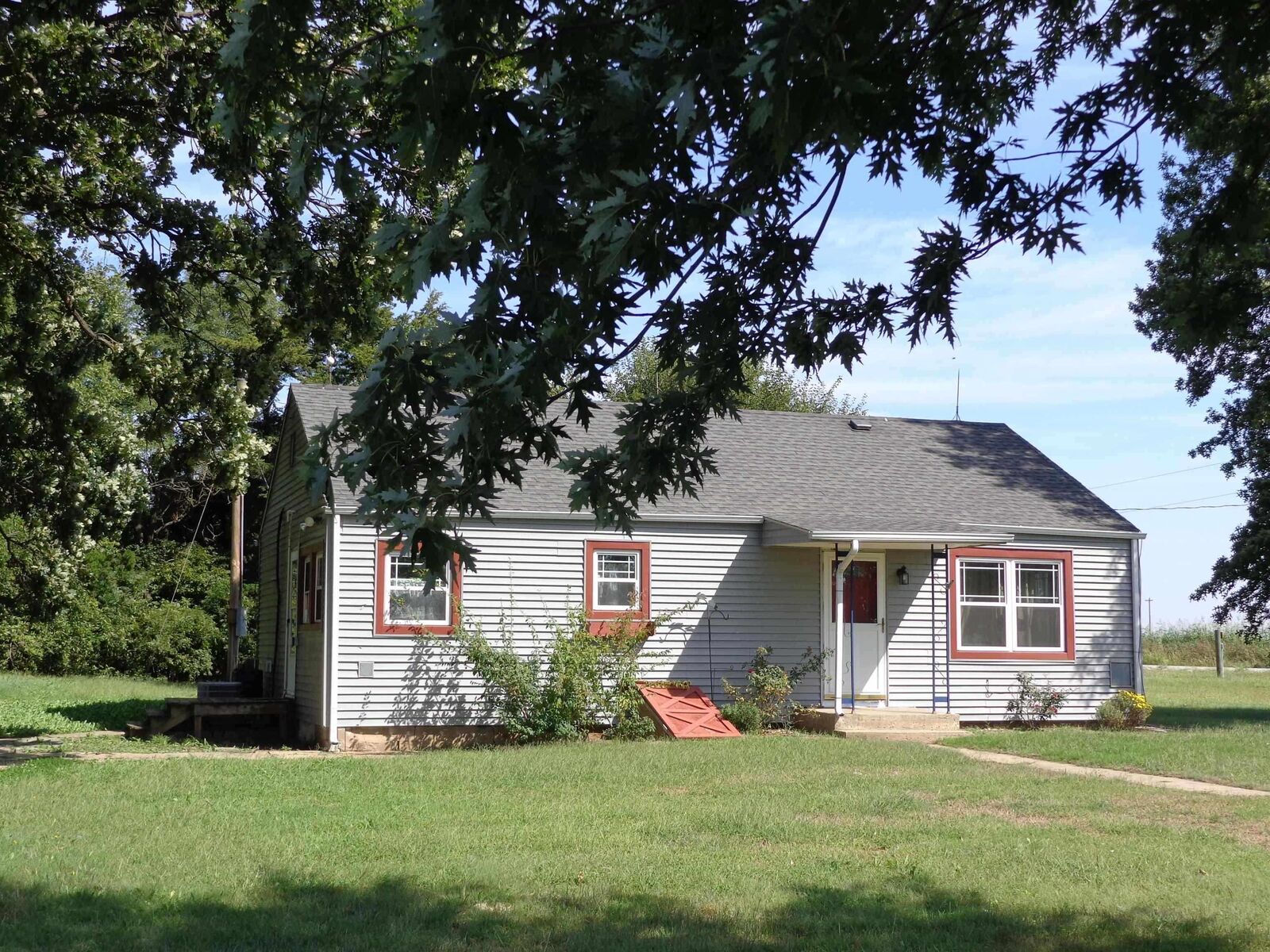 Property Photo: 1217 S Mayfield KS 67022