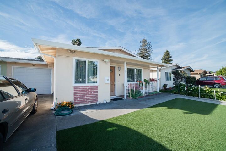 Property Photo:  608 Bronte Avenue  CA 95076 