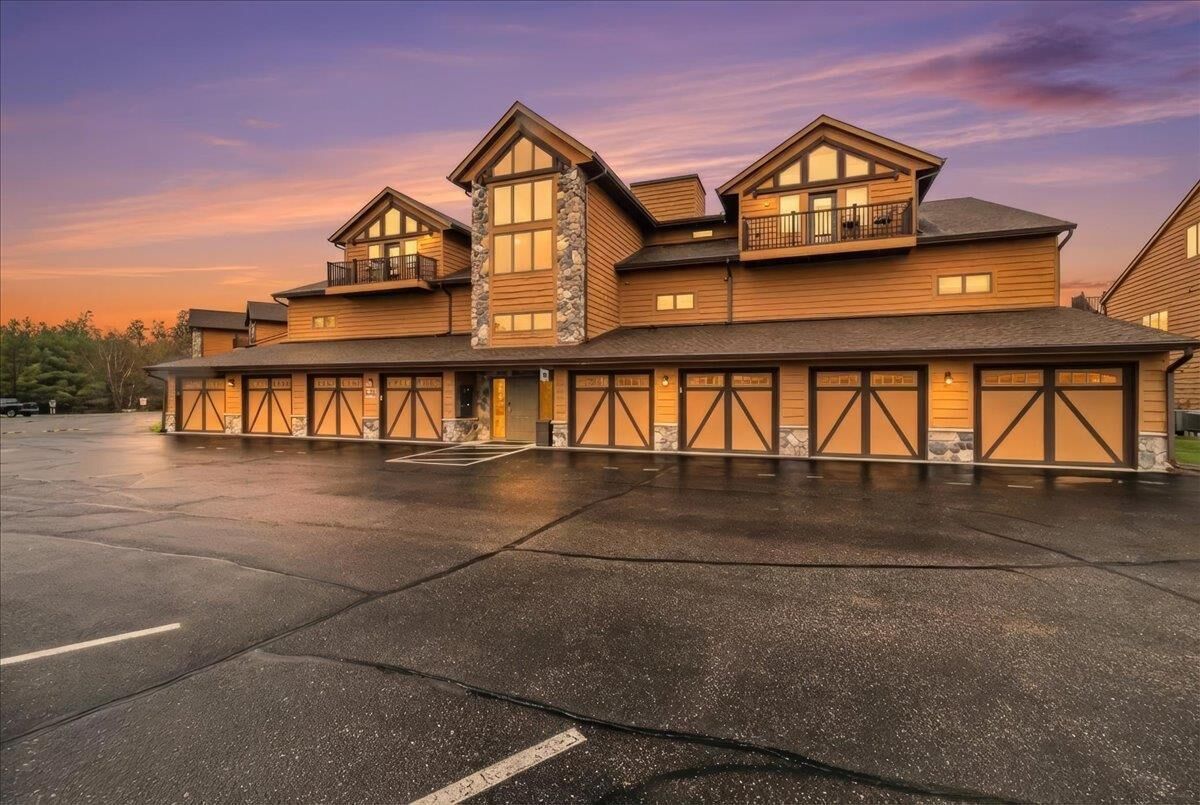 Property Photo:  1822-6 Parkland Drive 0706  WI 54613 