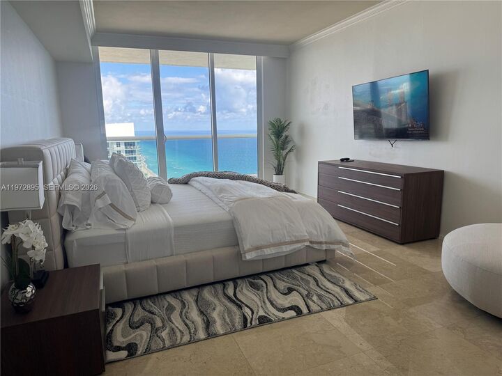 Property Photo:  1830 S Ocean Dr 5008  FL 33009 