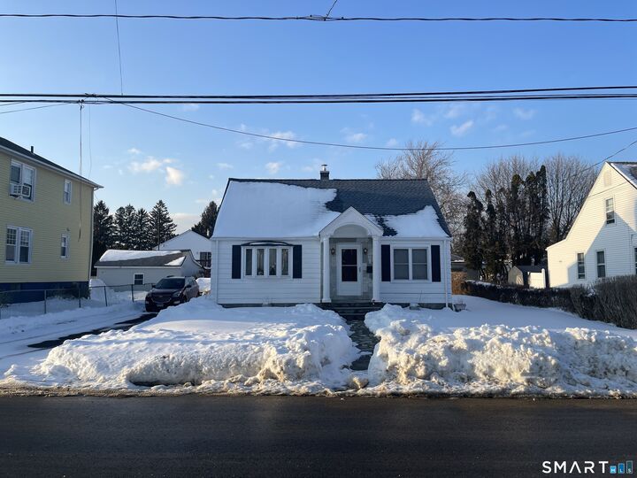 Property Photo:  52 Bennett Avenue  CT 06708 