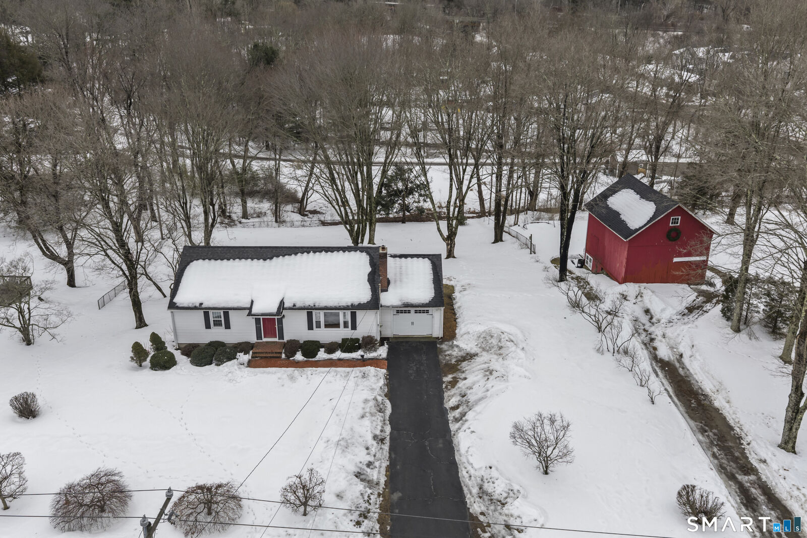 Property Photo: 6 Crestwood Drive CT 06482
