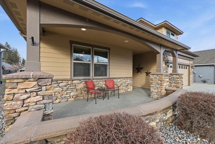 Property Photo: 2209 E 52nd Ln WA 99223