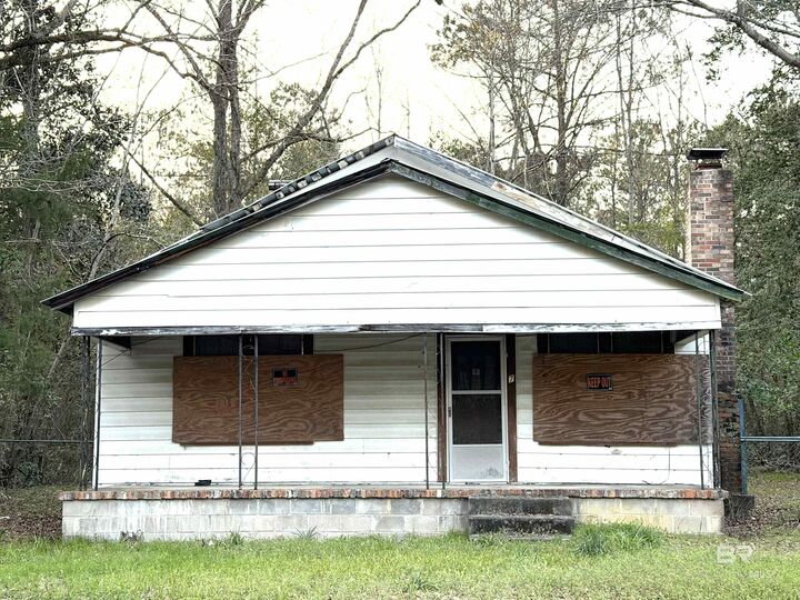 Property Photo:  817 Martin Luther King Drive  AL 36427 