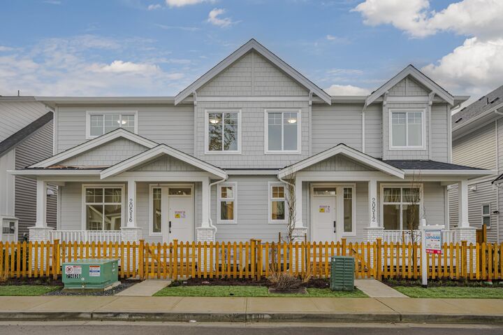 20516 76A Avenue — photo 1