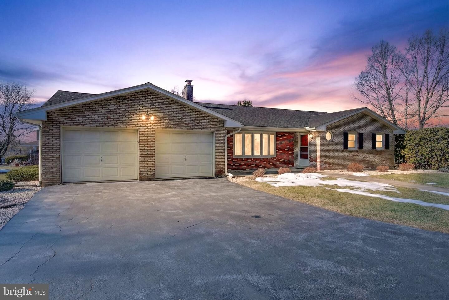 Property Photo:  111 Park Street  PA 17042 