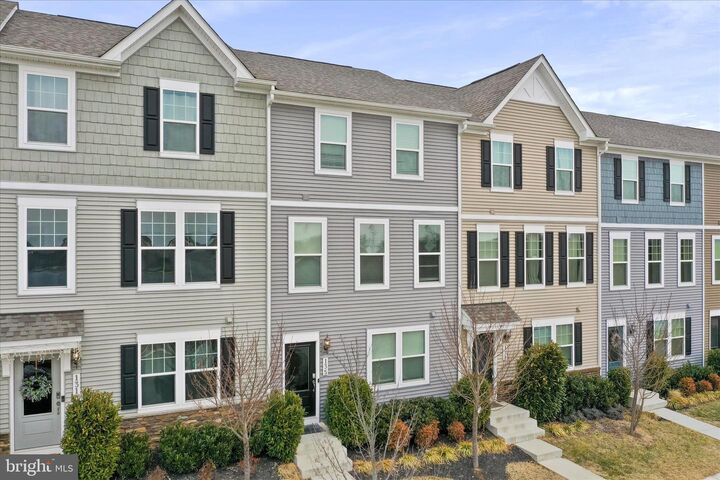 Property Photo:  135 Presidents Pointe Avenue  WV 25438 
