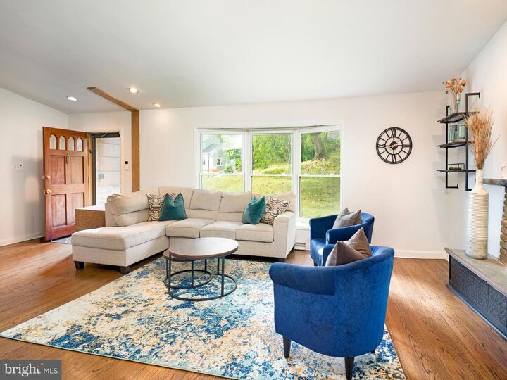 Property Photo:  123 Old Forest Road  PA 19096 