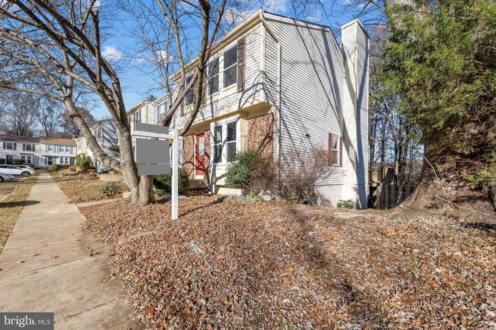 Property Photo: 15023 Oak Crest Court VA 22025