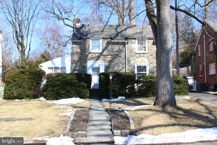 Property Photo:  219 Farwood Road  PA 19096 