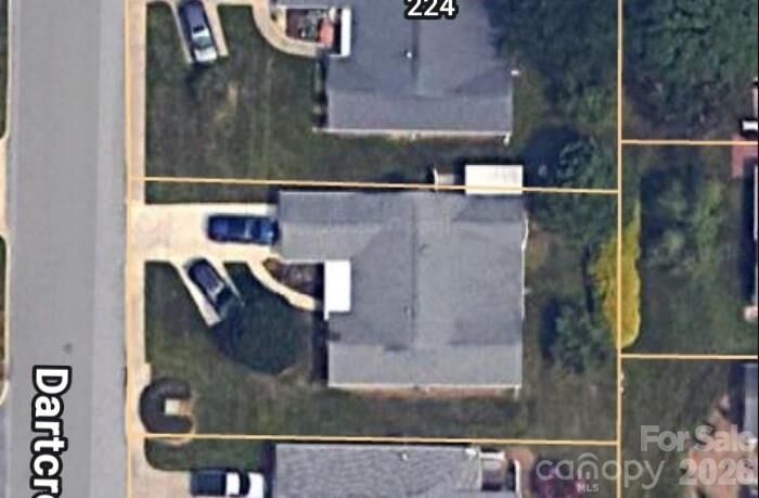 Property Photo: 220 Dartcrest Drive NC 28792