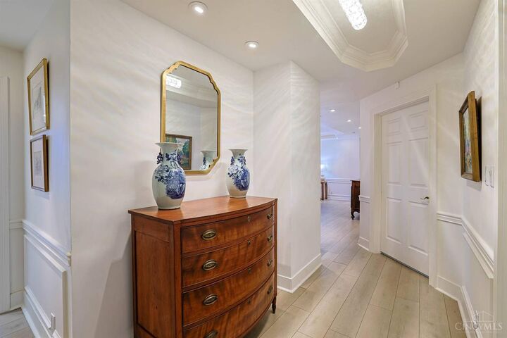 Property Photo:  2121 Alpine Place  OH 45206 