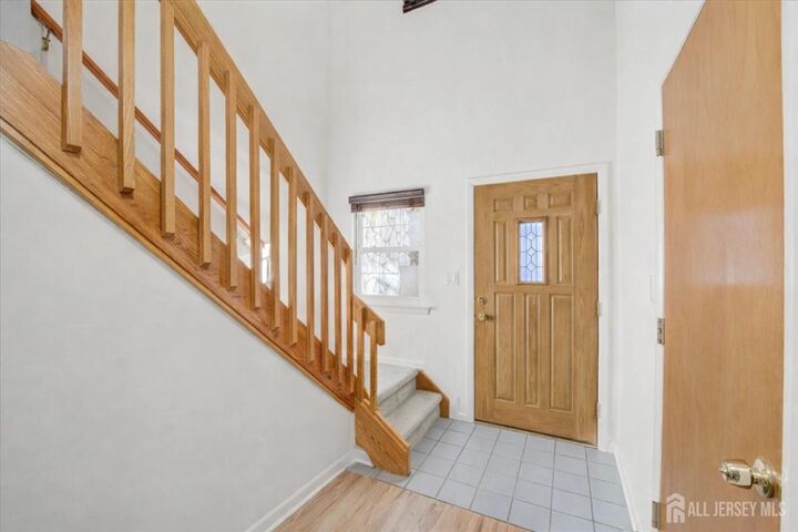 Property Photo:  46 Stony Hill Road  NJ 08831 