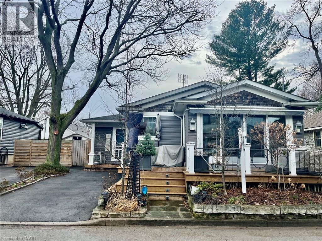 Property Photo:  11 Peel Street  ON L2N 5A2 