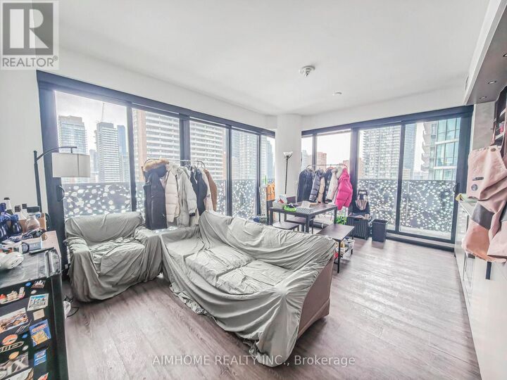 Property Photo: 55 Charles Street East 1206 ON M4Y 1S9