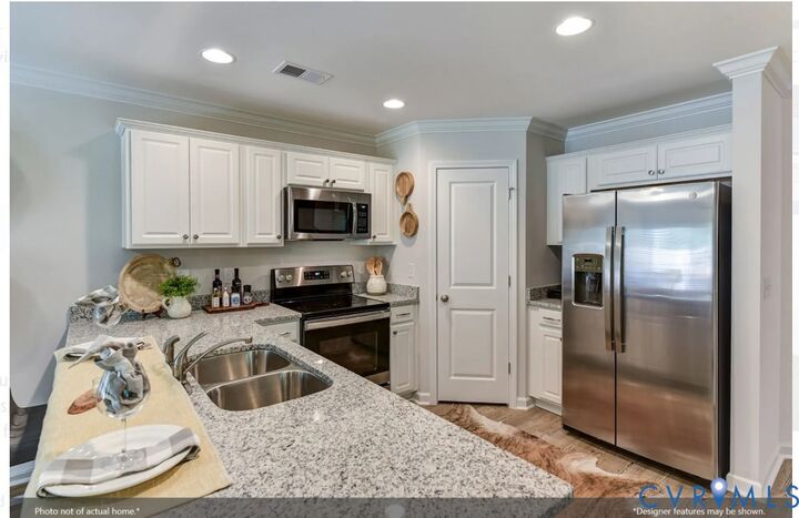 Property Photo:  6417 Lila Crest Lane  VA 23112 