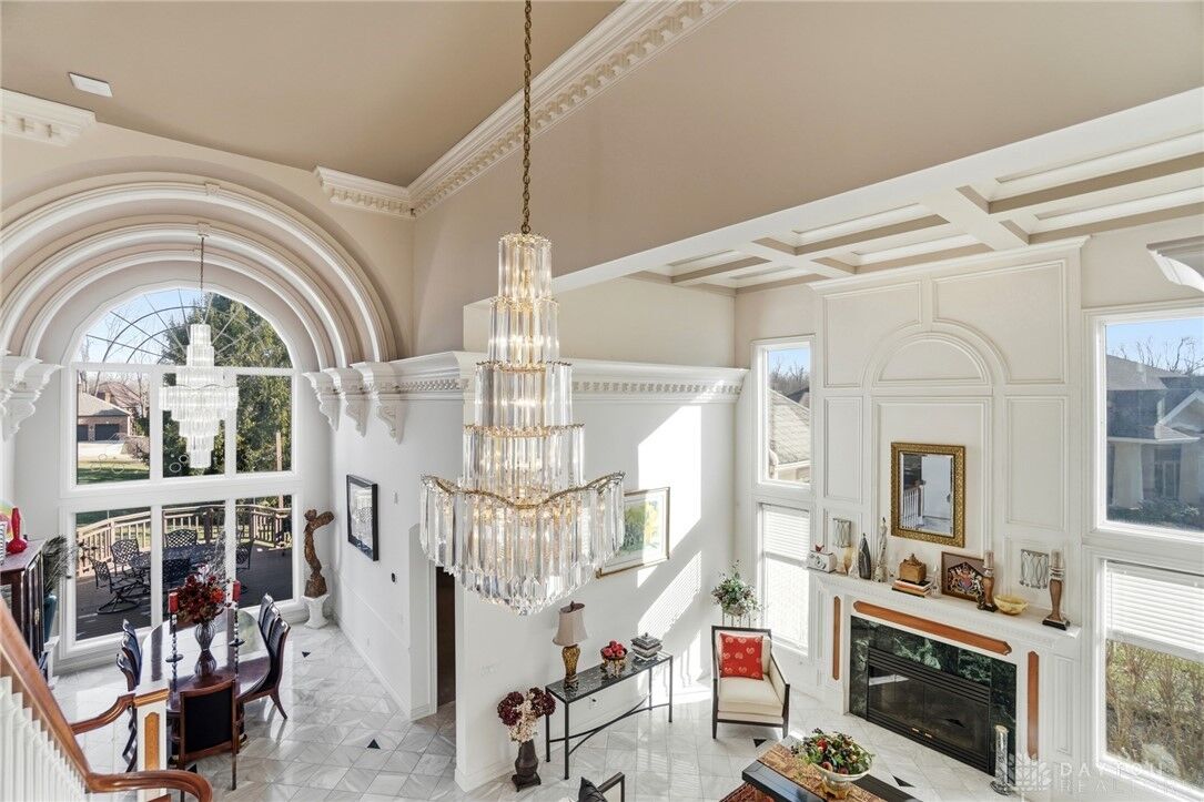 Property Photo: 20 Inverness Court OH 45066