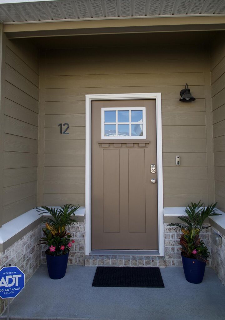 Property Photo:  400 Mattie M Kelly Boulevard Unit 12  FL 32541 