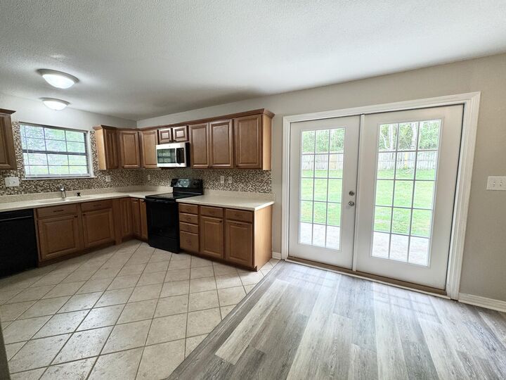 Property Photo:  120 Palmetto Drive  FL 32539 