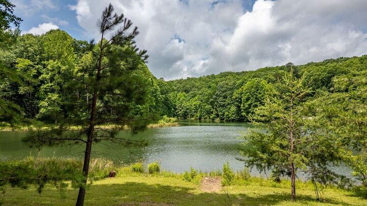 Property Photo:  80 Tanya Ln  TN 37327 