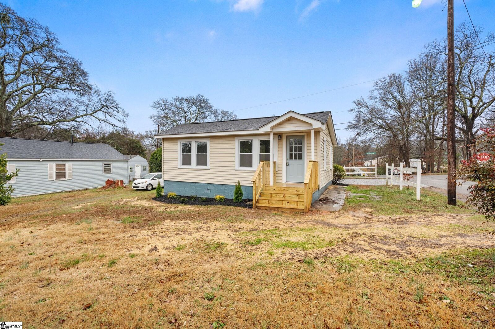 Property Photo: 12 White Horse Road SC 29605