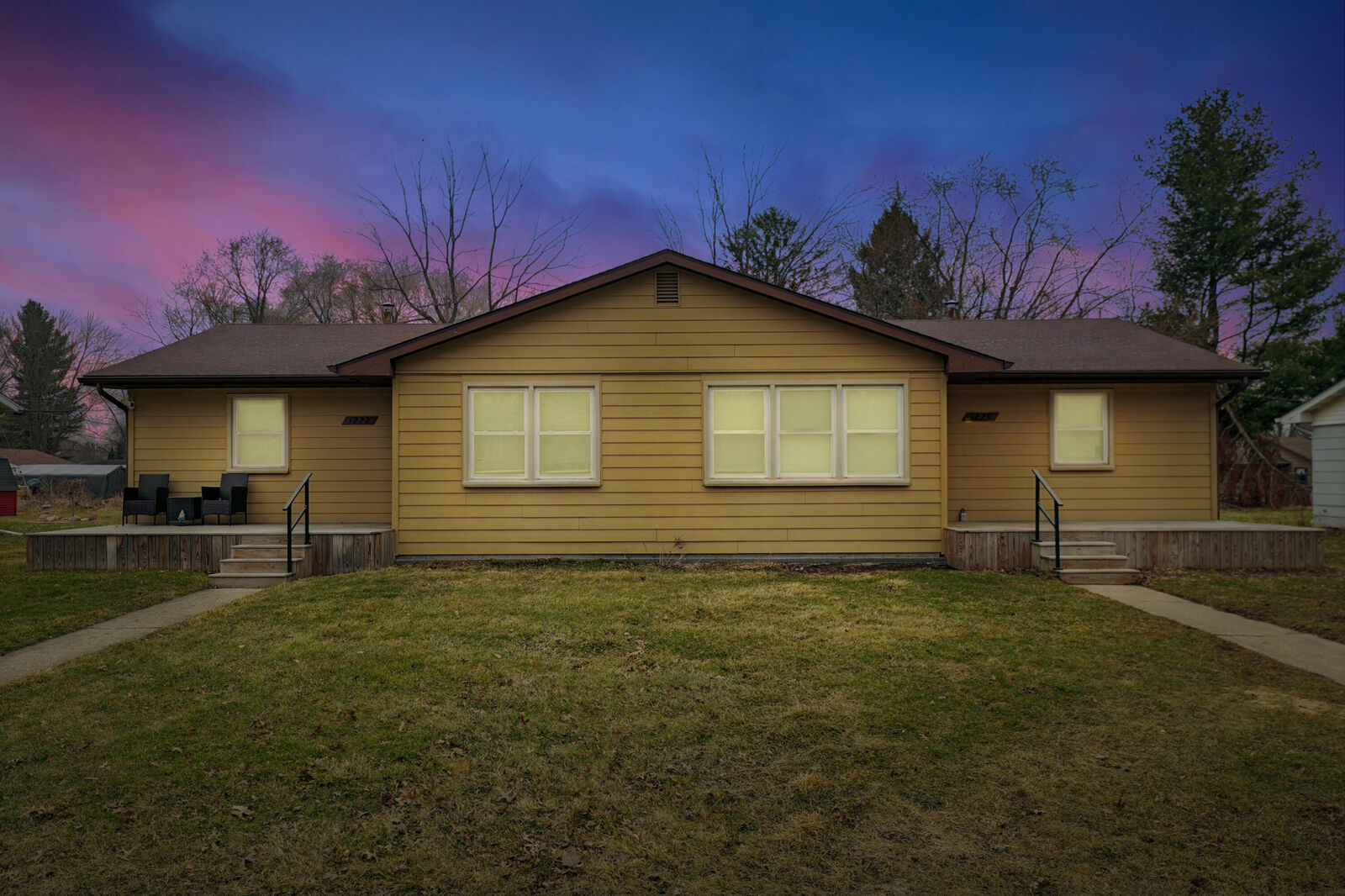 Property Photo:  1220-1222 Park Avenue  IN 46304 