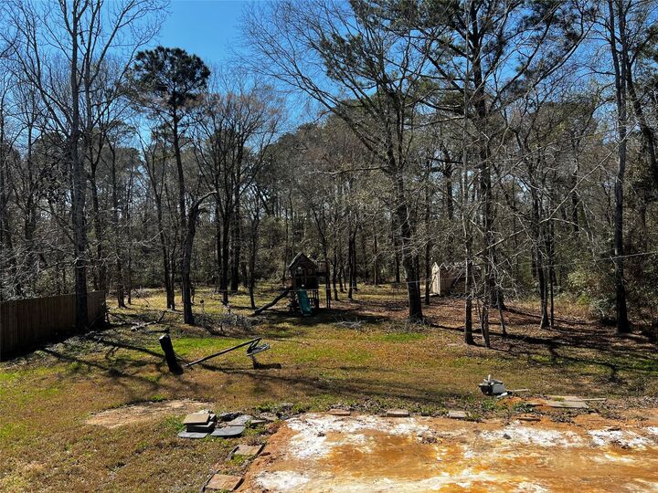 Property Photo:  10621 Sunflower Drive  TX 77318 