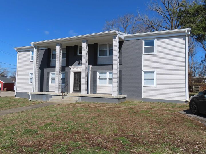 Property Photo:  904 Parkview Drive  IN 47601-2212 