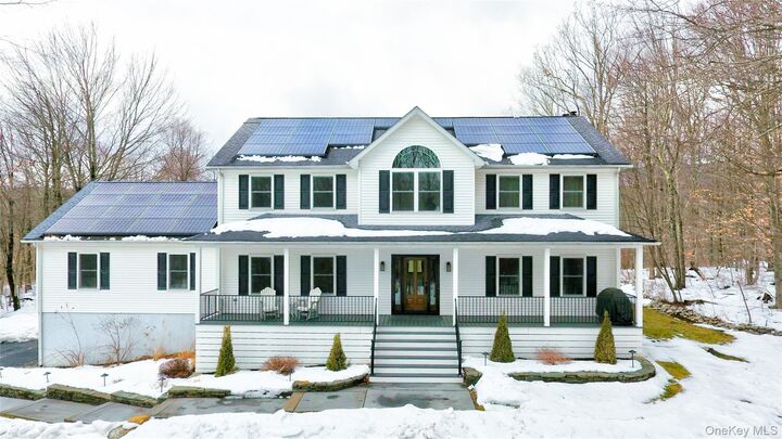 Property Photo: 309 Quannacut Road NY 12566