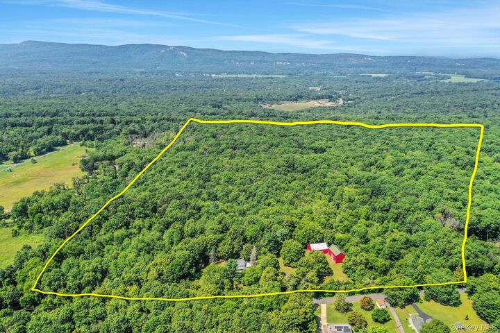 Property Photo:  441 N Ohioville Road  NY 12561 