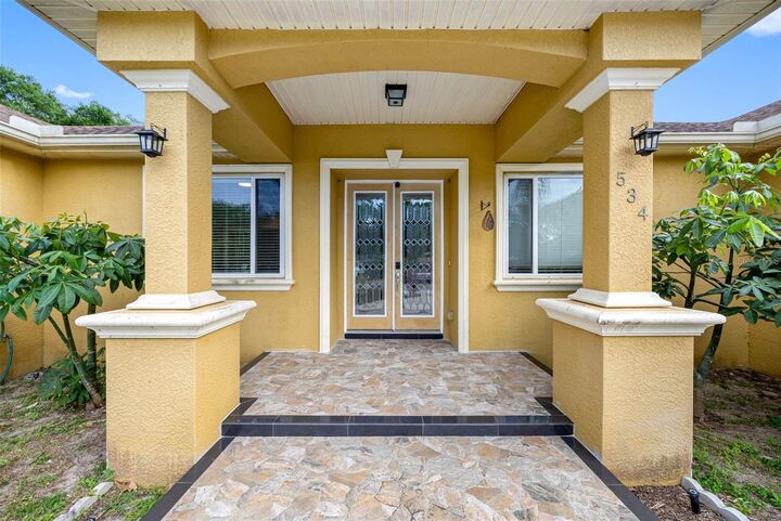 Property Photo:  534 Berkley Avenue  FL 34689 