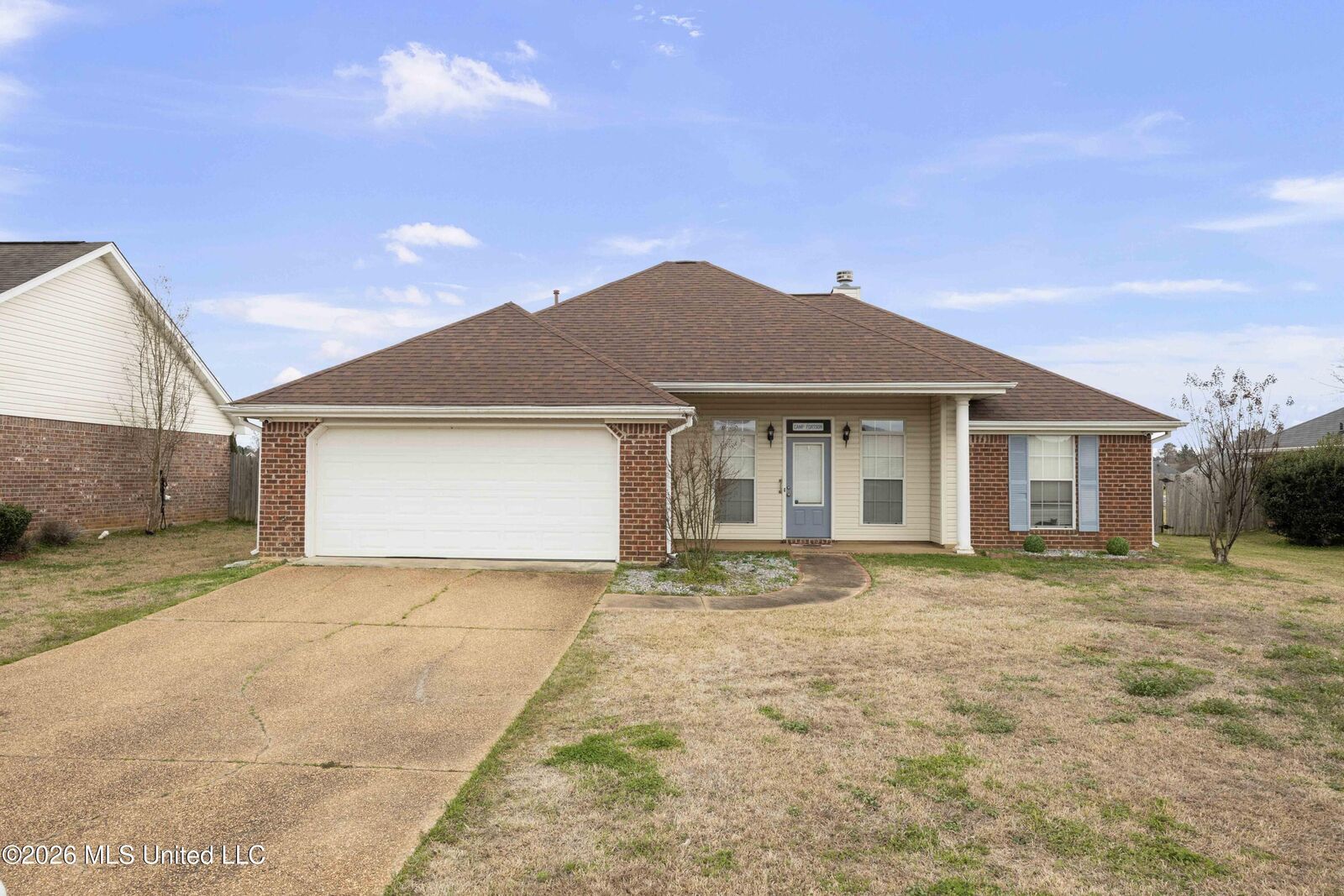Property Photo: 1108 Spanish Oak Drive MS 39208