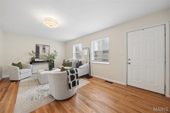 Property Photo:  807 Portsdown Road  MO 63011 