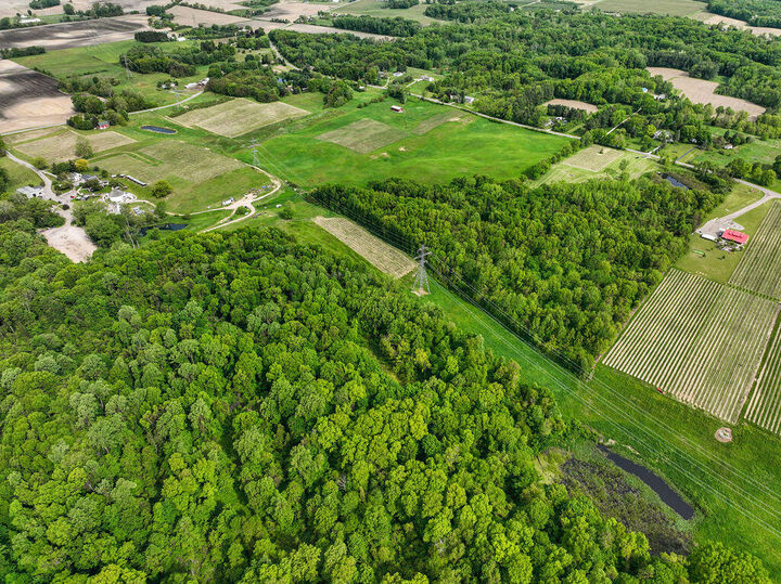 Property Photo: 438 E Snow Road MI 49101