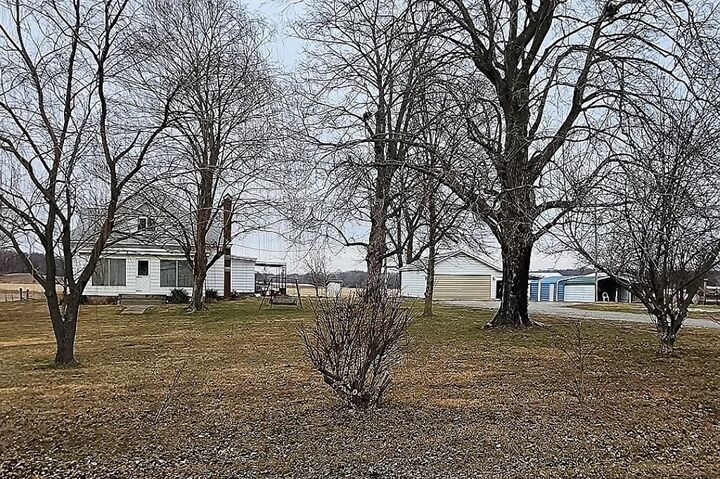Property Photo:  1100 John Stelle Road  IL 62859 