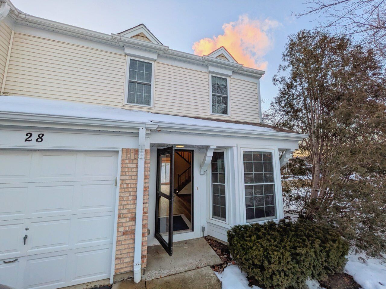 Property Photo:  28 N Oltendorf Road 28  IL 60107 