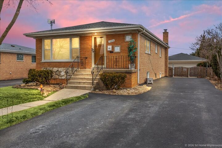 Property Photo:  10839 Major Avenue  IL 60415 