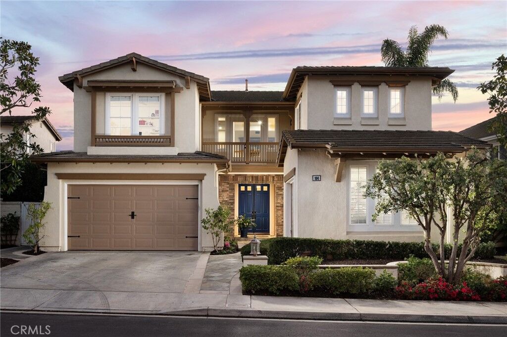 Property Photo:  104 Via Plumosa  CA 92673 