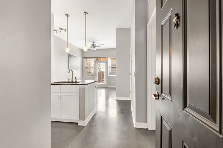 Property Photo:  3000 Vanderbilt Pl 122  TN 37212 